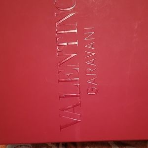 white Valentino sneaker